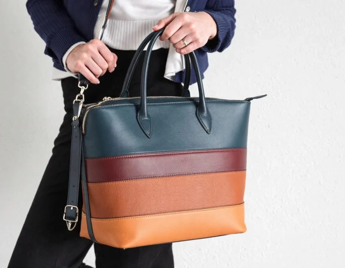 Sac bandoulière en cuir : segmenter son offre pour mieux vendre